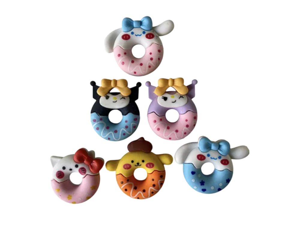 Goma de borrar souvenirs Arcoiris o kuromi kitty Pack x 1 unidad